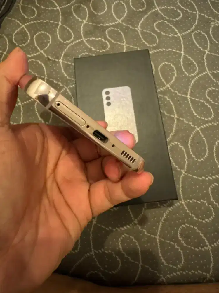 Samsung S23 8/256 Garansi Sein