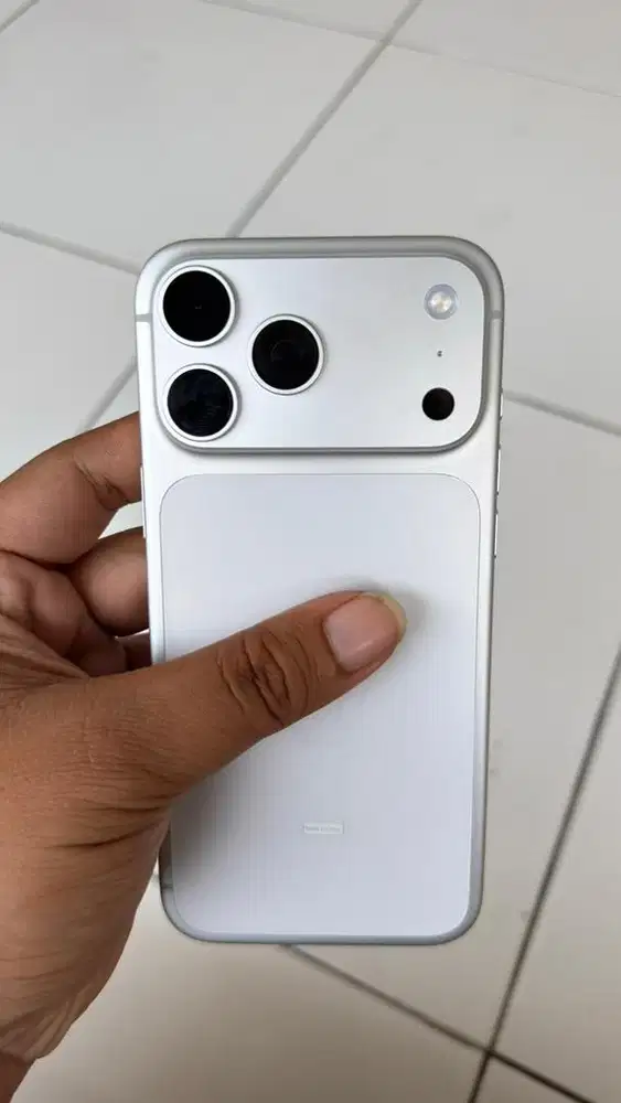 iPhone 17 Pro Max Ibox