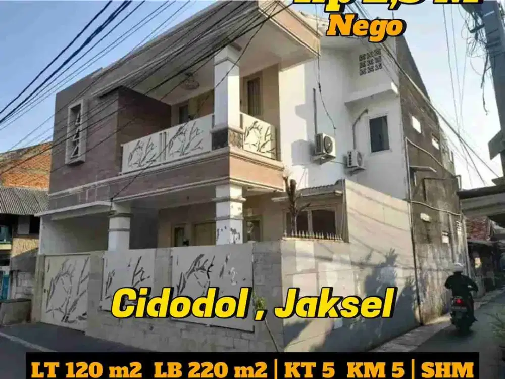 Dijual Cepat Rumah Siap Huni Cidodol Jakarta Selatan ✨ 

~ Lokasi Strategis 10 Menit Ke Gandaria City Mall , Dekat ke Berbagai Fasilitas Umum ( Rumah Sakit, Klinik, Sekolahan, Pasar, dll)
~ Dekat Banyak Tempat Kuliner , Cafe, restorant,dll
~ Row Jalan 2 M