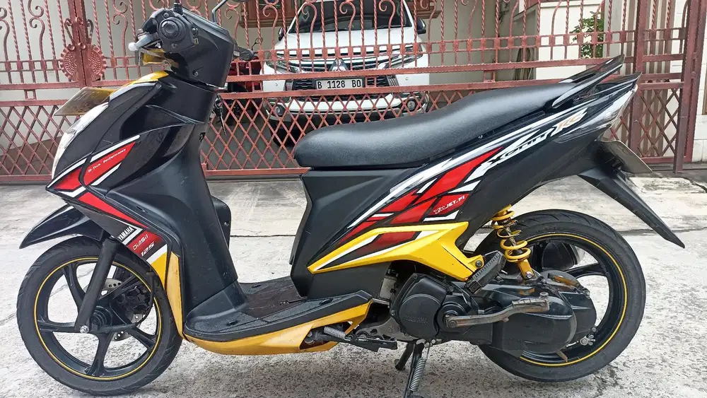 Yamaha Xeon RC 125 F1 tahun 2013.