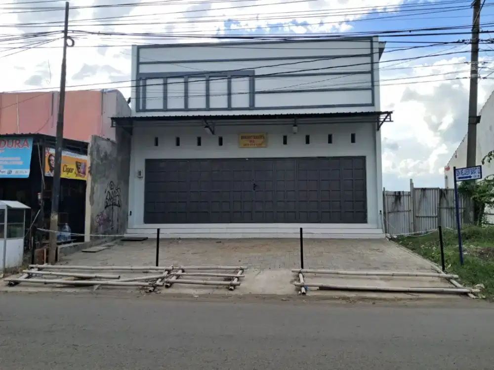 DIKONTRAKKAN BANGUNAN BARU TOKO 1 LANTAI