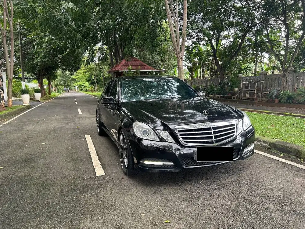 Mercedes Benz E 250 2012 - Pemakai Langsung - BU