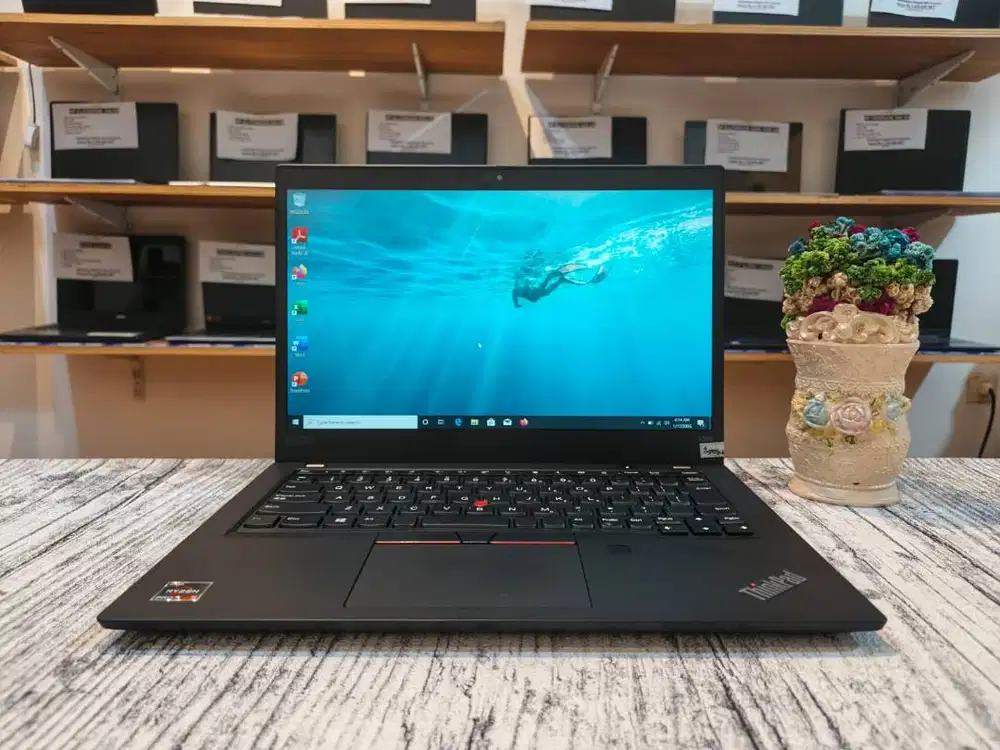 Laptop murah LENOVO THINKPAD X395 ( RYZEN 5pro-3500U / 8 GB)