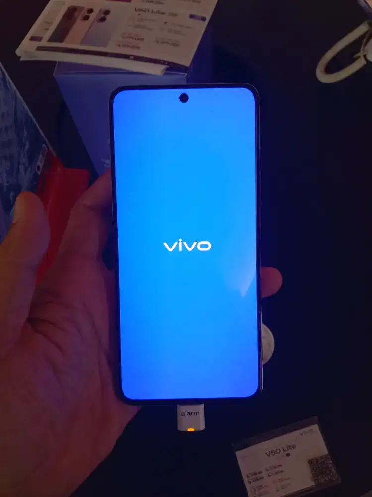 Vivo V50 8+8/128