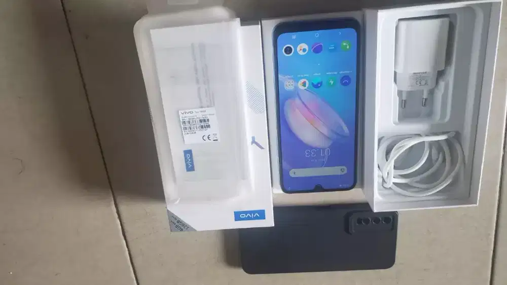 Vivo y20s ram 4_128 segel original komplit