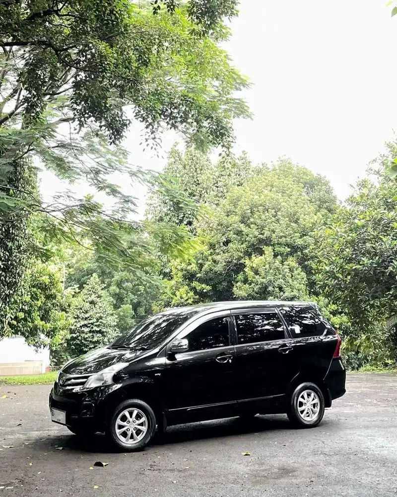 (Low Km 58.000-an) Toyota Avanza 1.3G A/T 2014