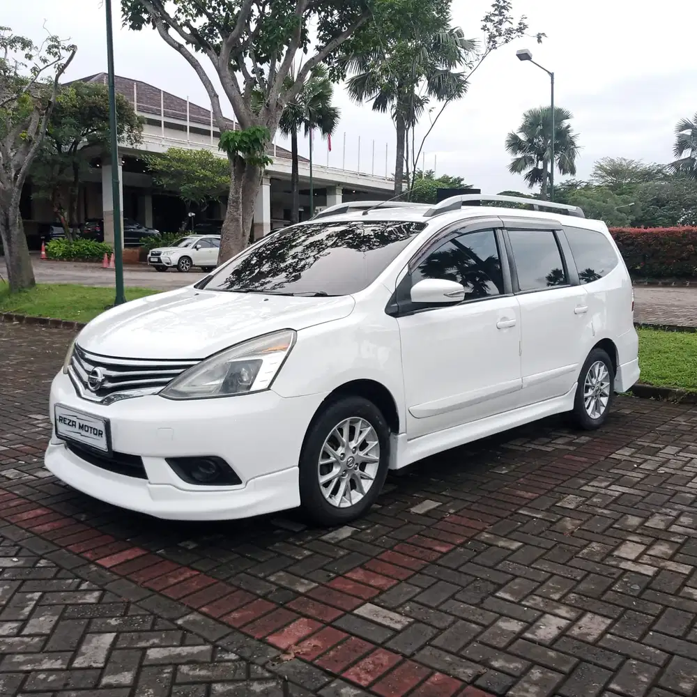 Nissan Grand livina 2013 Bensin