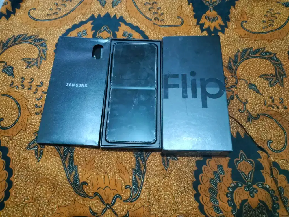 Samsung ZFlip 4 8/256