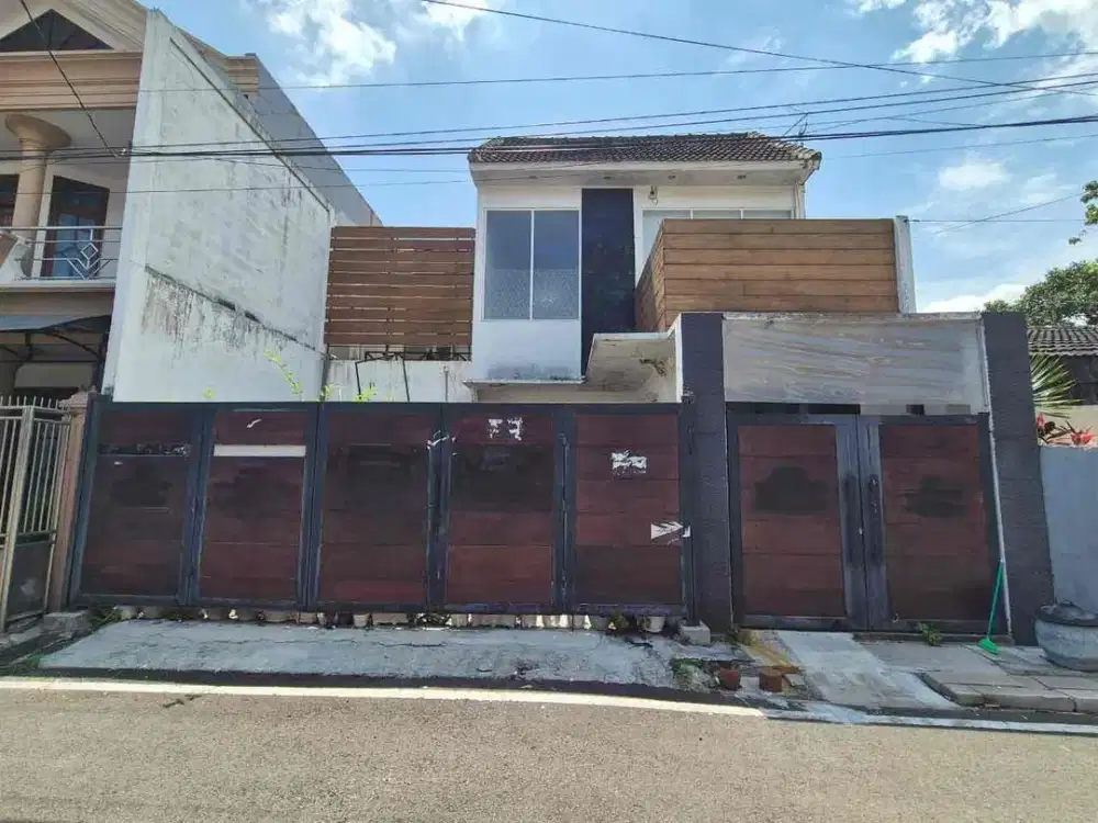 Rumah 2 lantai lokasi di Borobudur dekat Kampus Widyagama  dan Pasar Blimbing