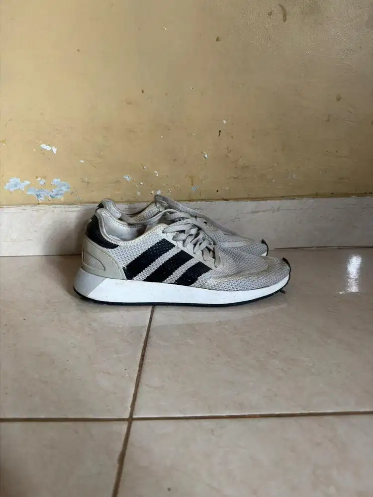 sepatu adidas ori