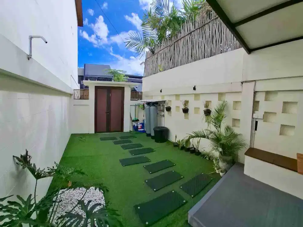 villa 2 Kamar bagus area strategis dekat Seminyak kerobokan