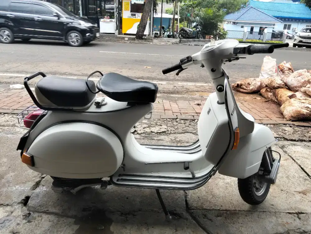 Vespa Piaggio tahun 1980
