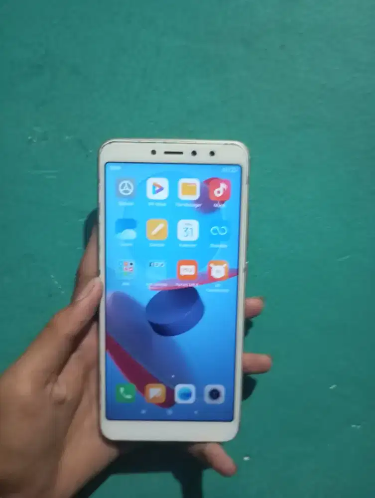 Redmi S2 Ram 3GB 4G LTE