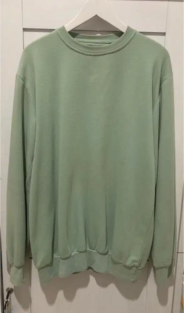 Crewneck Pria size XL