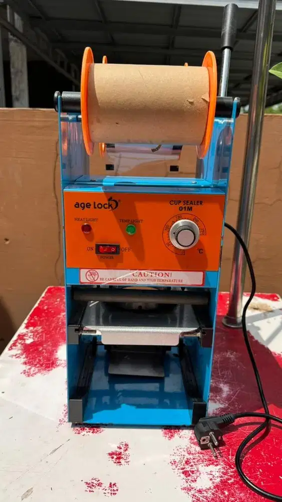Cup sealer bekas