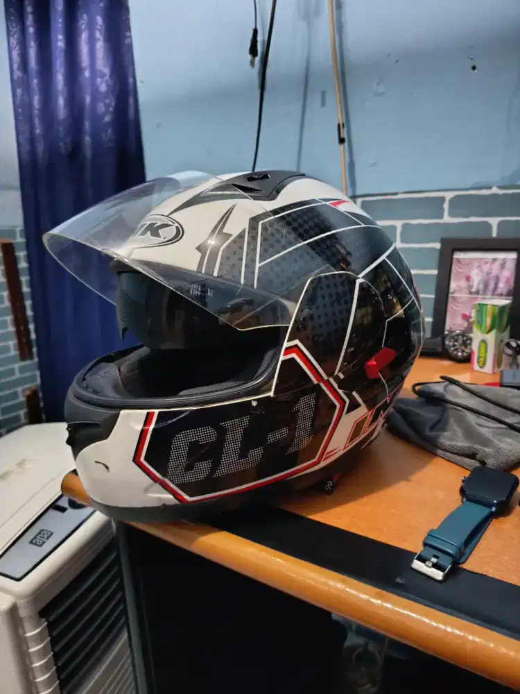 Helm ink cl-1 apadanya