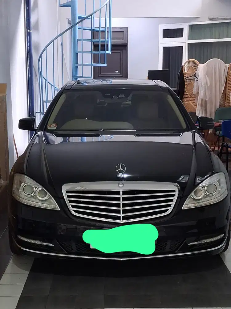 Mercedes-Benz S500L 2011 Bensin