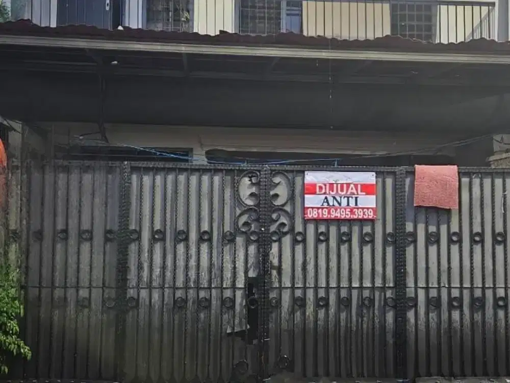 Murah !! DIJUAL DAN DISEWAKAN RUMAH DI JL. LUMBA LUMBA RAWAMANGUN 2 LANTAI BEBAS BANJIR