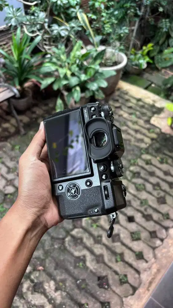 Kamera Fuji X-H1 FFID Body Only Mulus terawat fungsi normal 100%