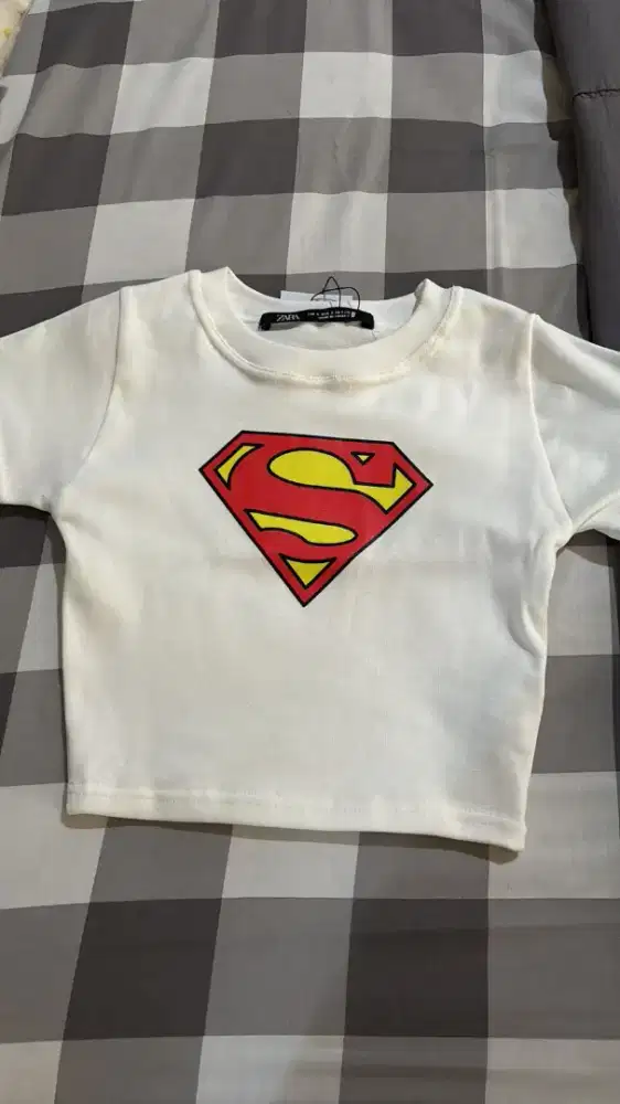 Zerong superman tee white wanita