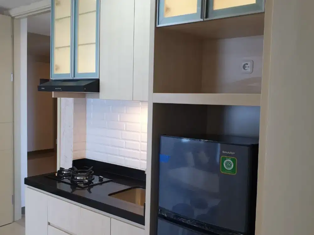 DISEWAKAN APARTEMEN AMOR PAKUWON CITY MALL LANTAI 30 - FULL FURNISHED - CORNER