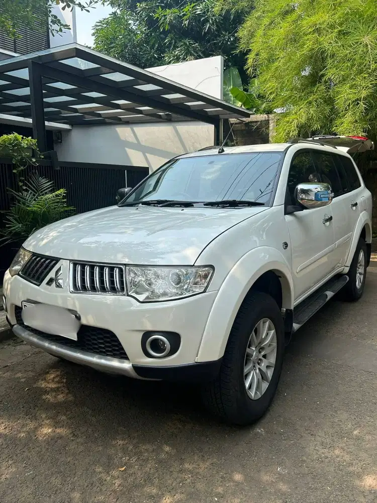 Pajero Sport 2012 Exceed Putih KM 150 Ribu - Terawat Siap Pakai