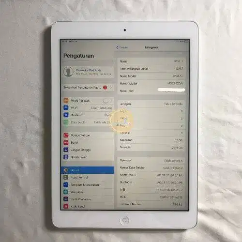 ipad Air 1st 32GB Silver Wifi Cellular Fullset [New Open Box]