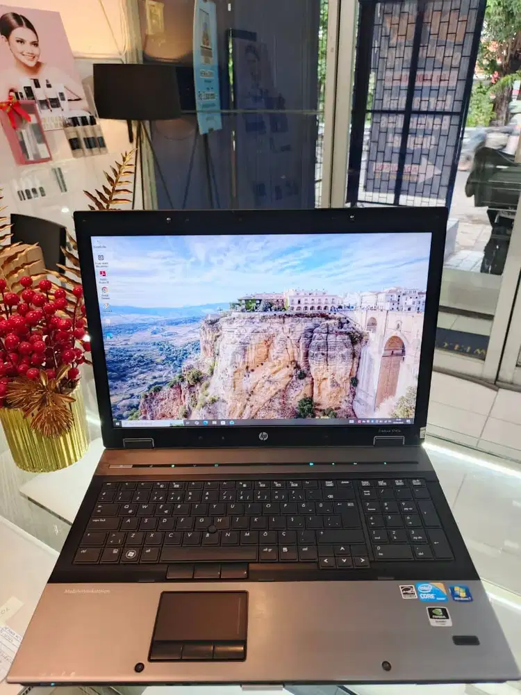 Laptop Core i7 Design Game Baru Ex Display