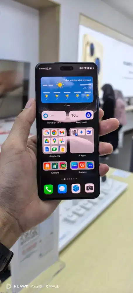 Huawei Nova 14 Pro + Gift Huawei watch Ben10 (selama persediaan ada)