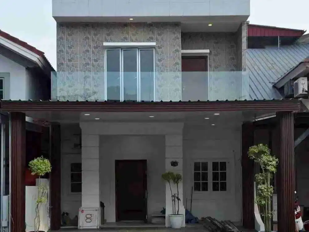 DIJUAL !!

Rumah 2 lantai full renovasi cantik di Palm Beach, Baloi
SIAP HUNI