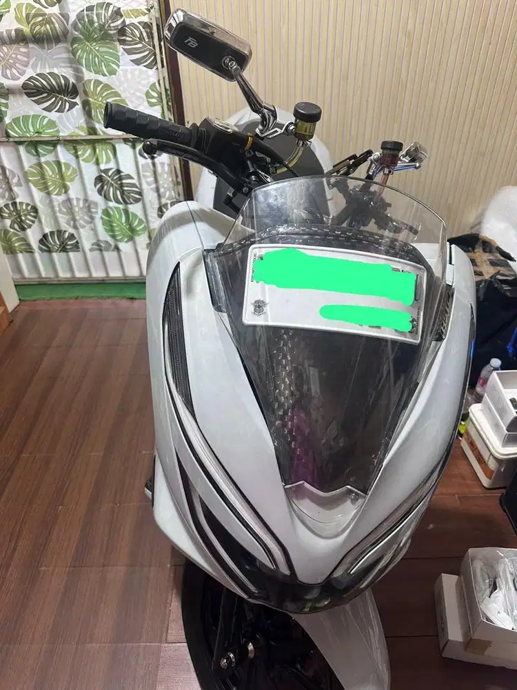 Motor PCX tahun 2018 modifan karbon kevlar