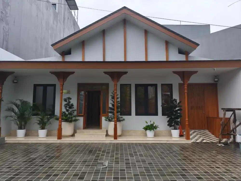 DIJUAL / DISEWAKAN RUMAH KANTOR CANTIK BARU STRATEGIS BLOK M KEBAYORAN BARU JAKARTA SELATAN