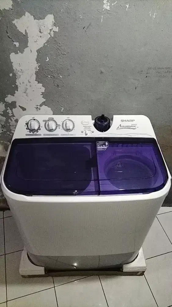Mesin cuci Sharp 
ES-T95CR-9kg