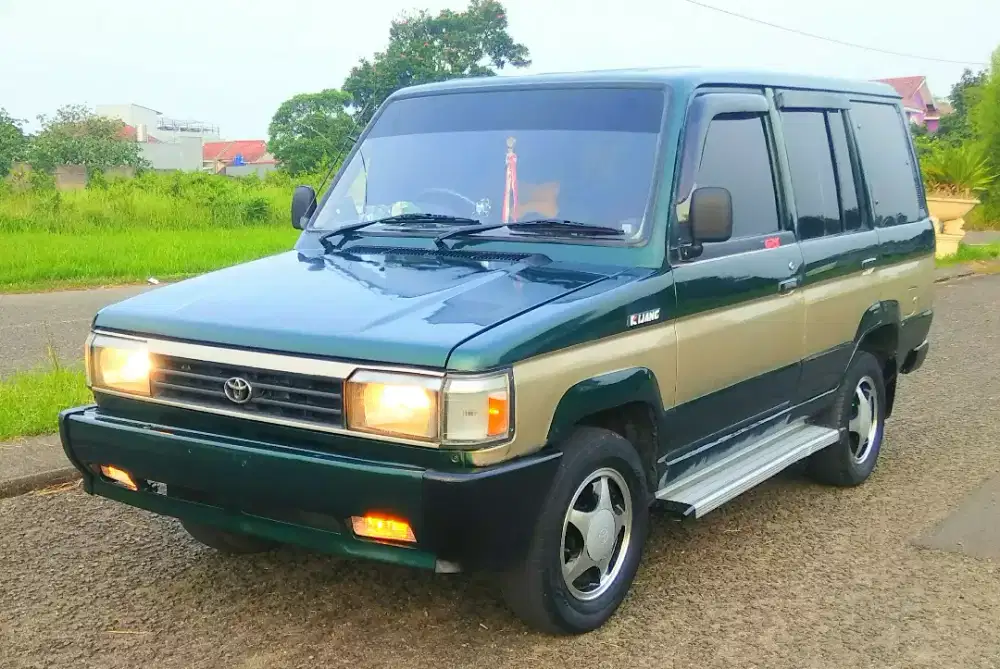 KONDISI PRIMA TINGGAL PAKAI !! Kijang Grand Rover GRX 1.5 MT 6 Speed