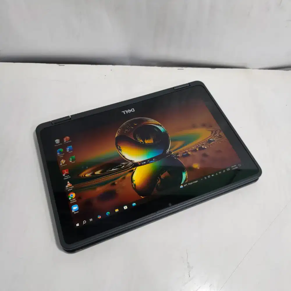 Dell latitude 3105 2 in 1 Intel Pentium Silver N5030 Ram 8gb ssd 128gb