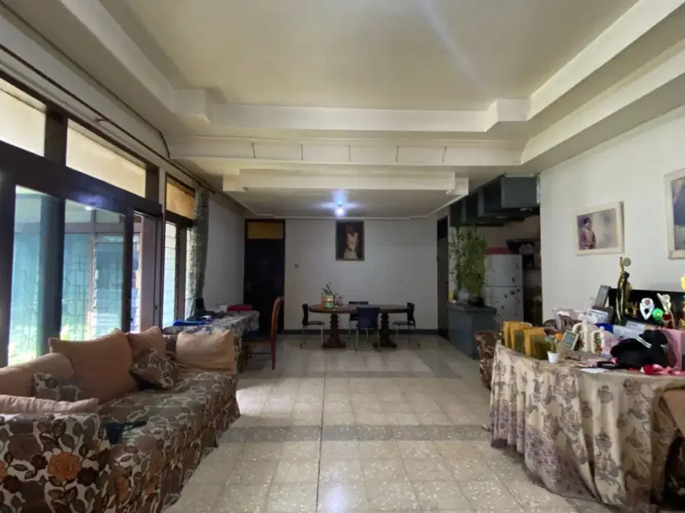 Sewa Rumah / Kantor Siap Huni di Hoek Turangga Bandung Kota