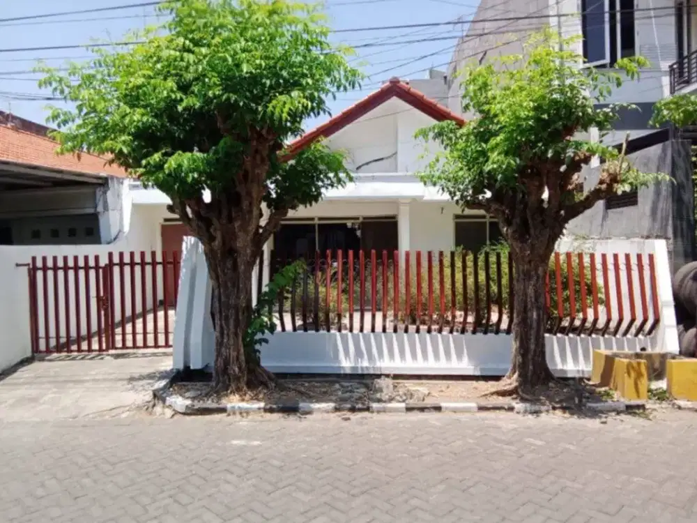 Rumah Darmo Permai Selatan STRATEGIS