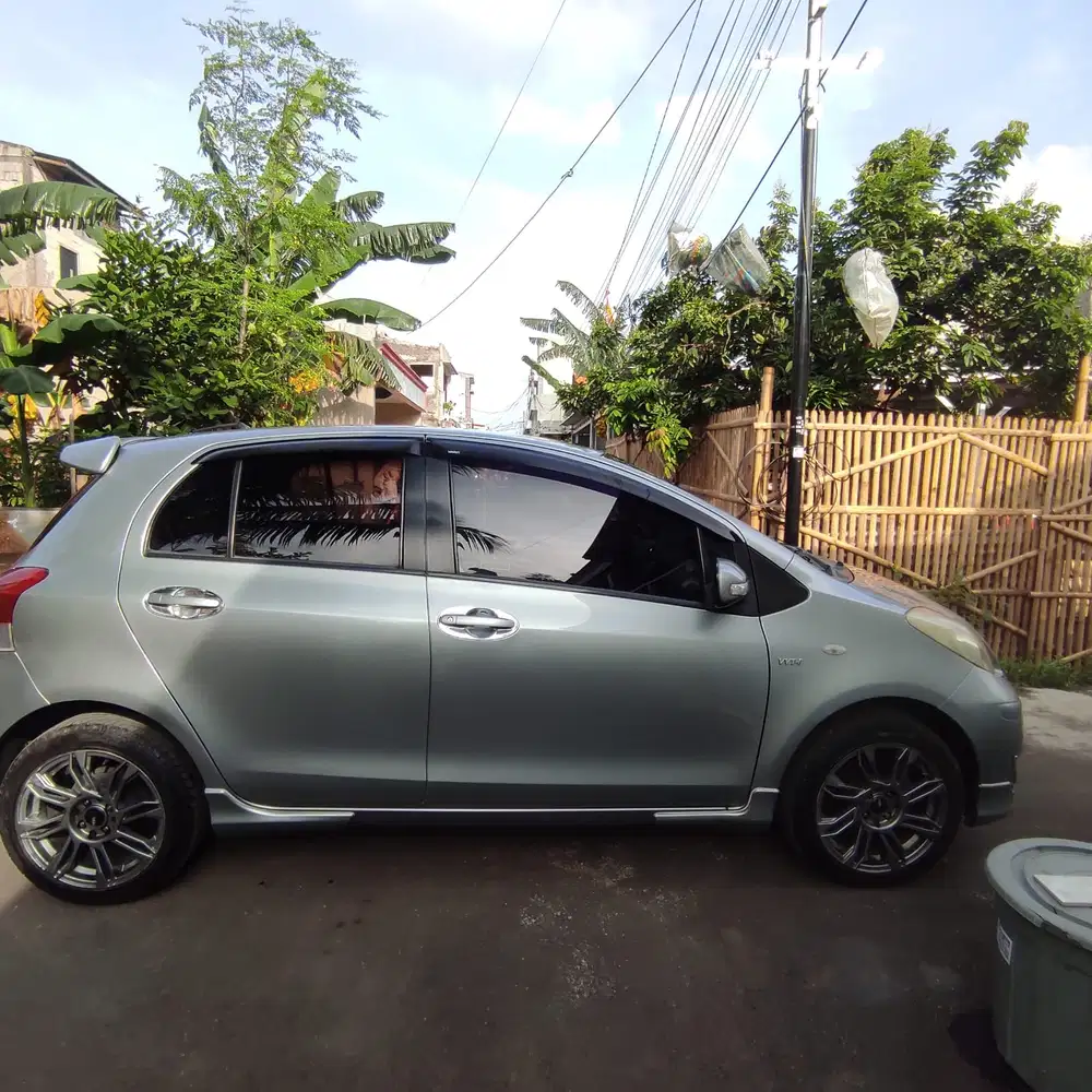 Toyota Yaris 2011 Bensin