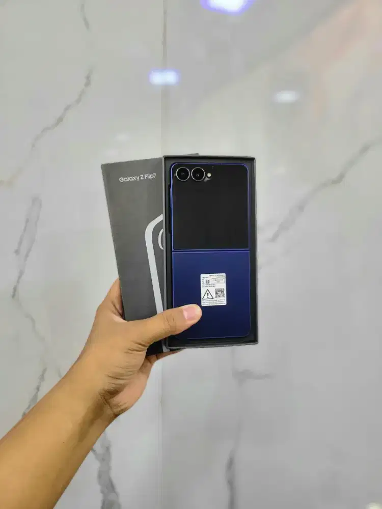 SAMSUNG Z FLIP 7 12/512GB SEIN