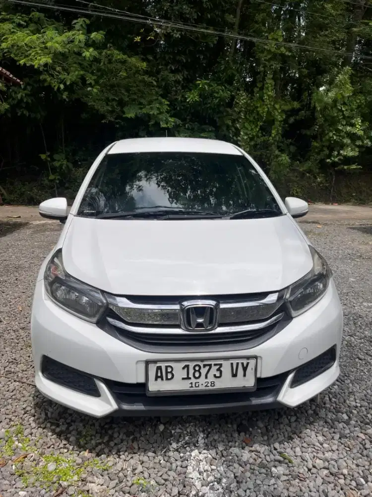 mobilio jogja warna favorit putih