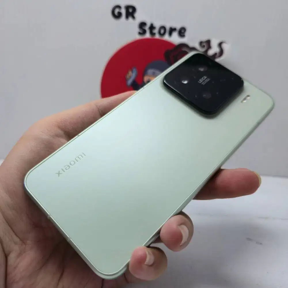 99.9% Like New Xiaomi 15 Green 256GB No Minus