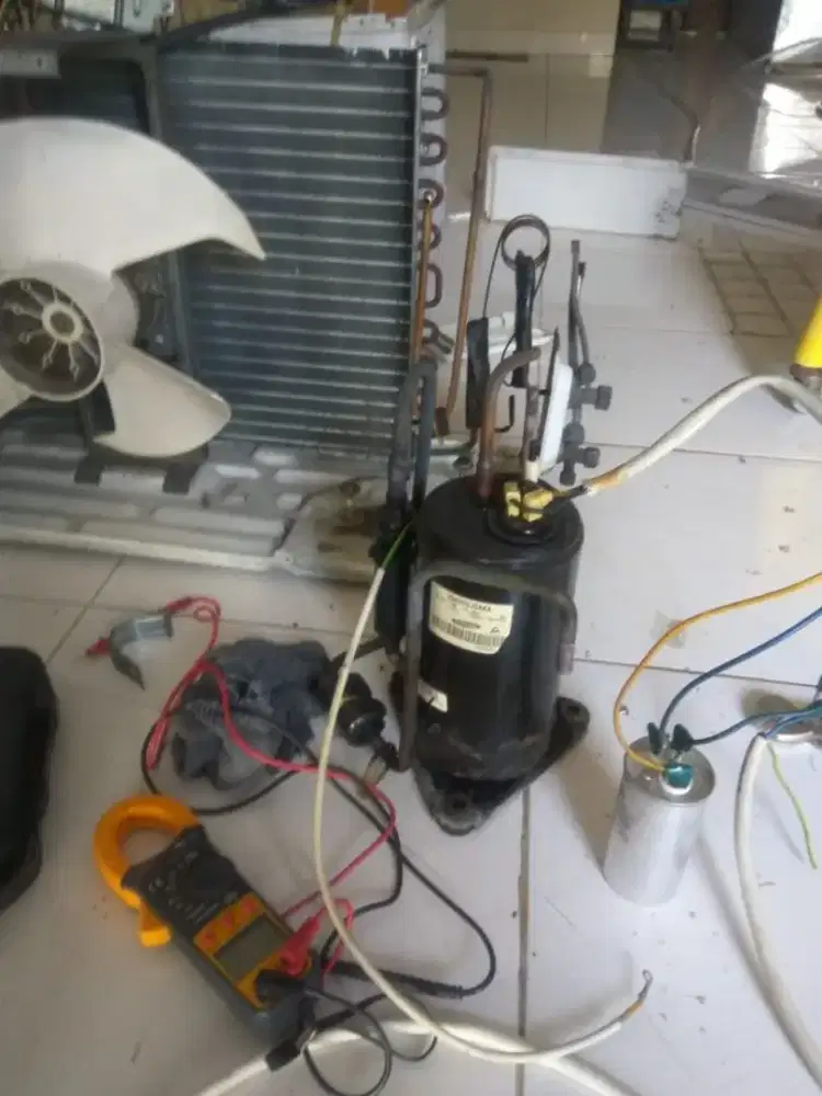 Jasa pasang AC,bongkar AC, jual beli, AC, servis kulkas