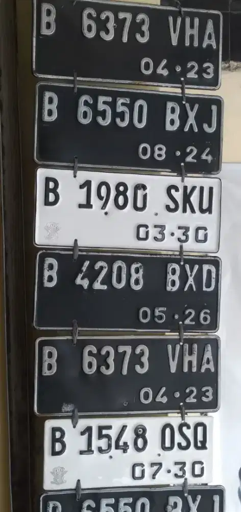 Plat Kendaraan Mobil dan Motor