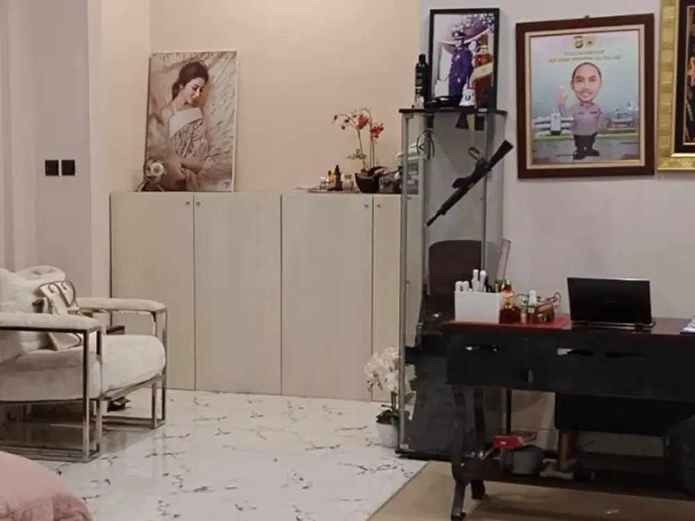 Dijual Rumah SHM Strategis di Kawasan Pancoran