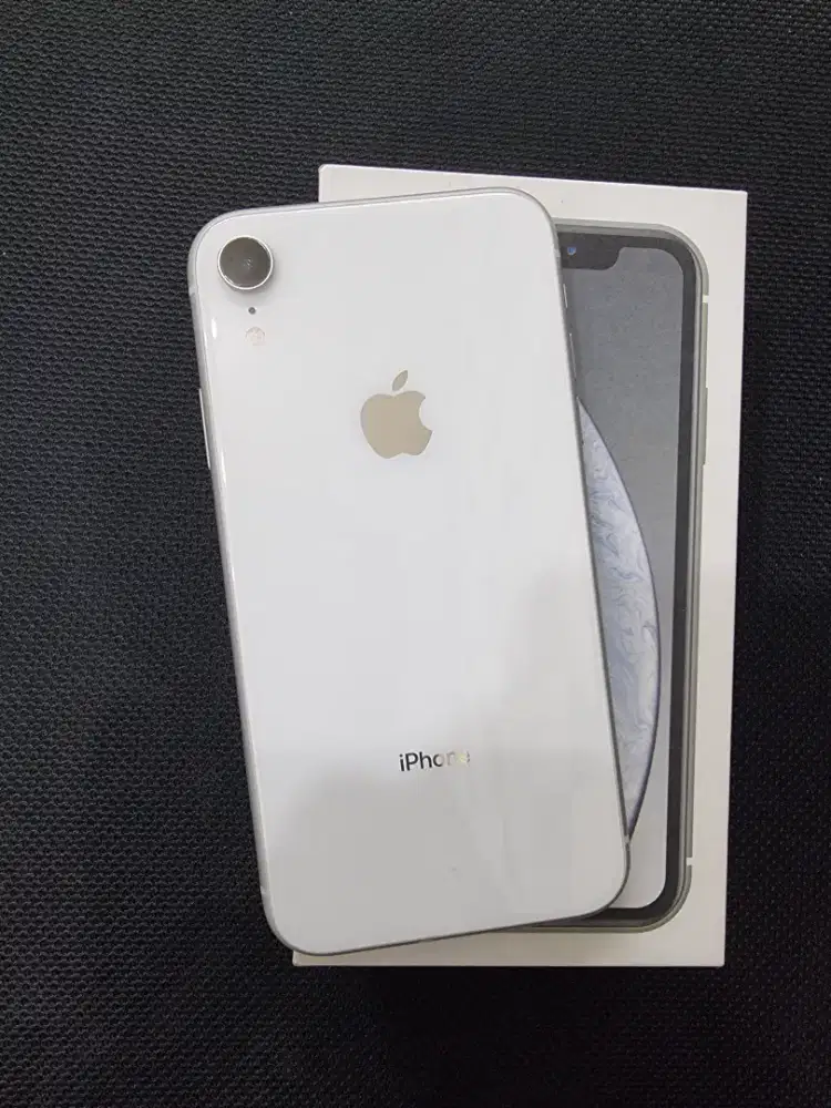 Iphone Xr 128GB inter alloprator mulus lengkap