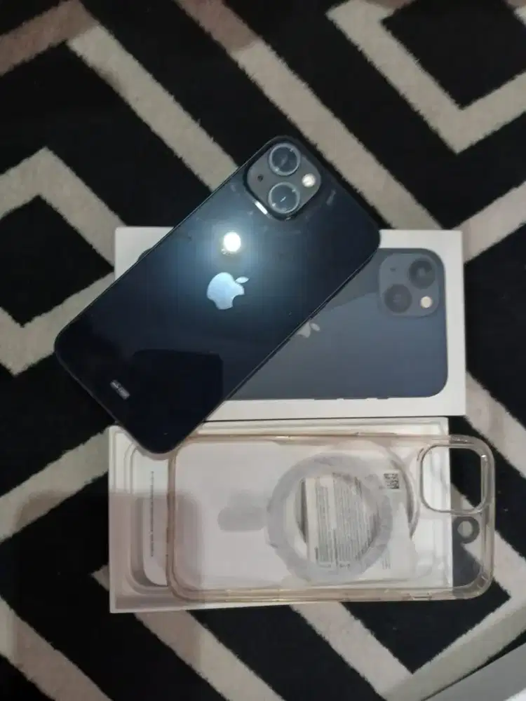 iPhone 13 BH 98 128 GB garansi panjang