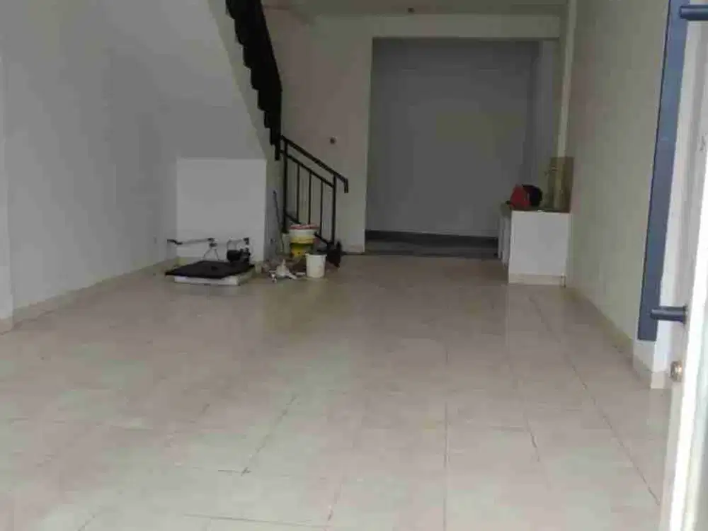 D sewa rukan garden masionate cengkareng