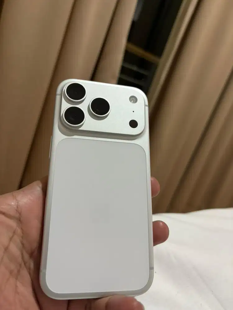 Iphone 17 Pro 256GB Silver Resmi