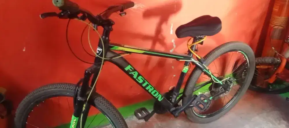 sepeda fastron masih mulus
