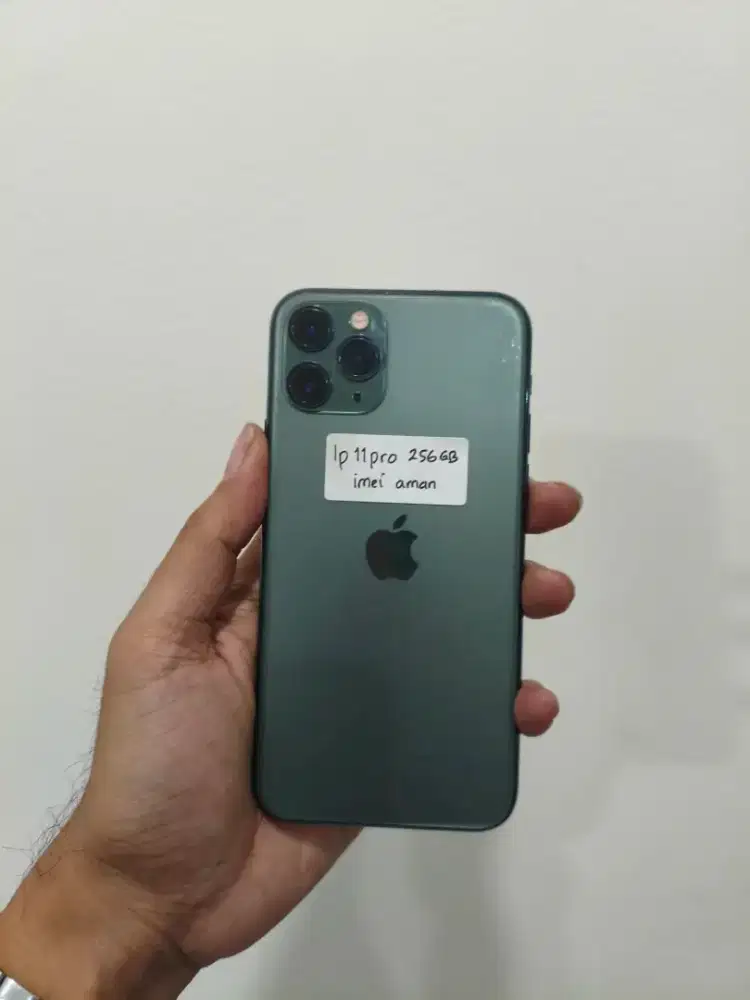 iphone 11 pro 256gb imei permanen, pemakaian lama,fullset, mulus